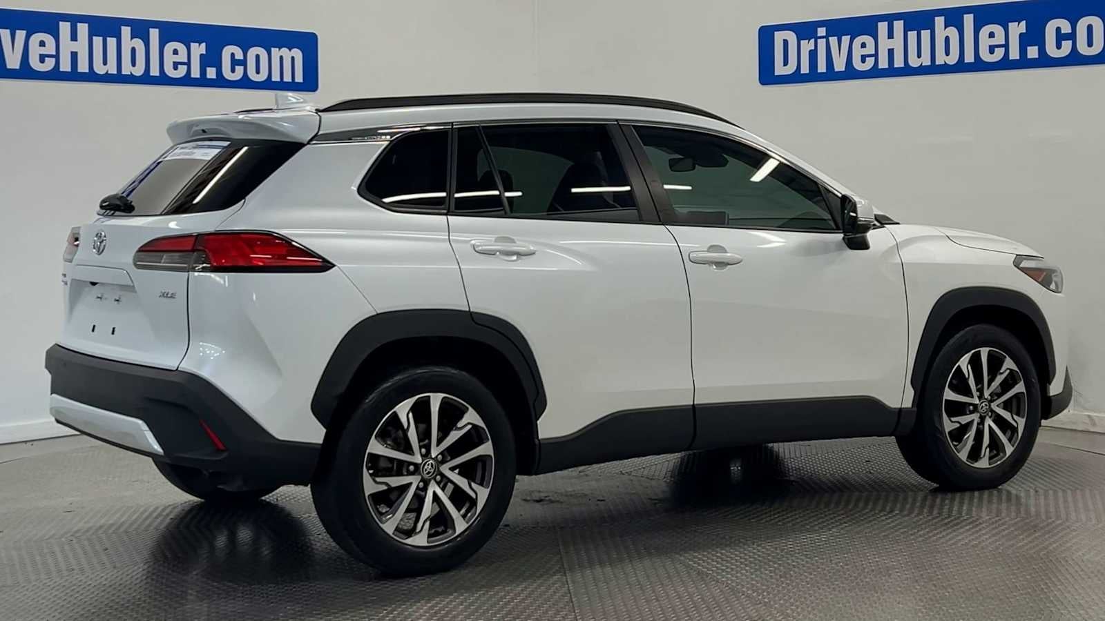 2023 Toyota Corolla Cross XLE