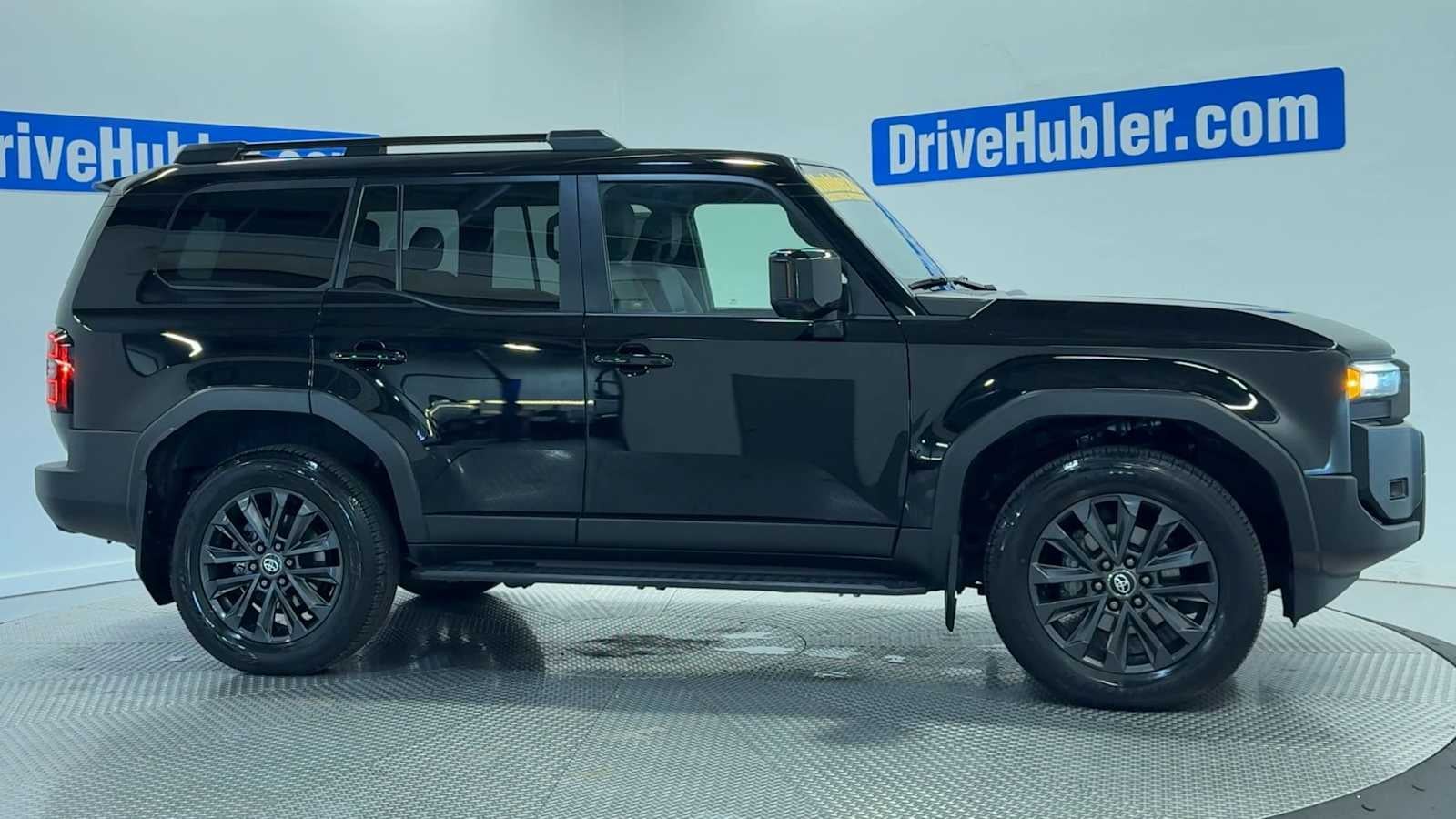 2024 Toyota Land Cruiser 4WD (Natl)