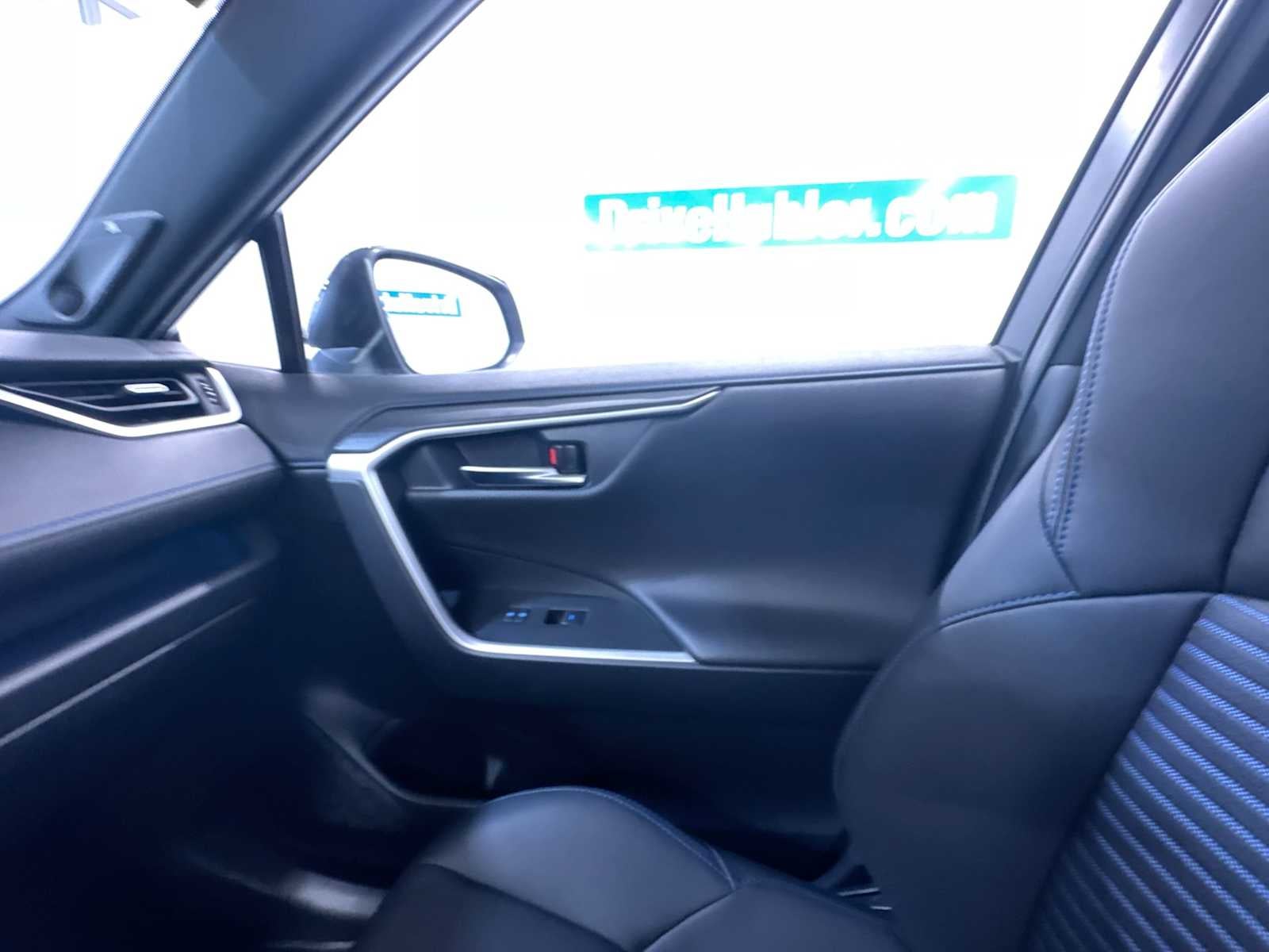 2022 Toyota RAV4 Hybrid XSE