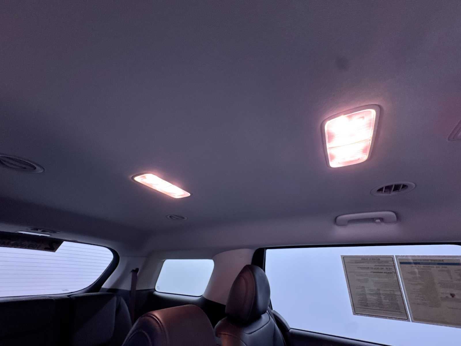2023 Kia Carnival LX