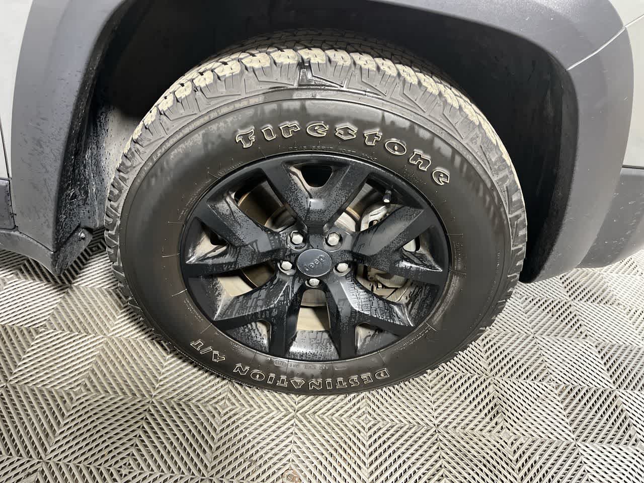 2019 Jeep Cherokee Trailhawk