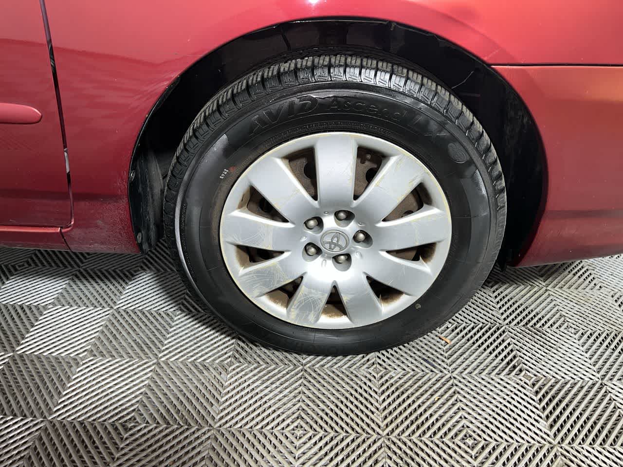2004 Toyota Corolla LE