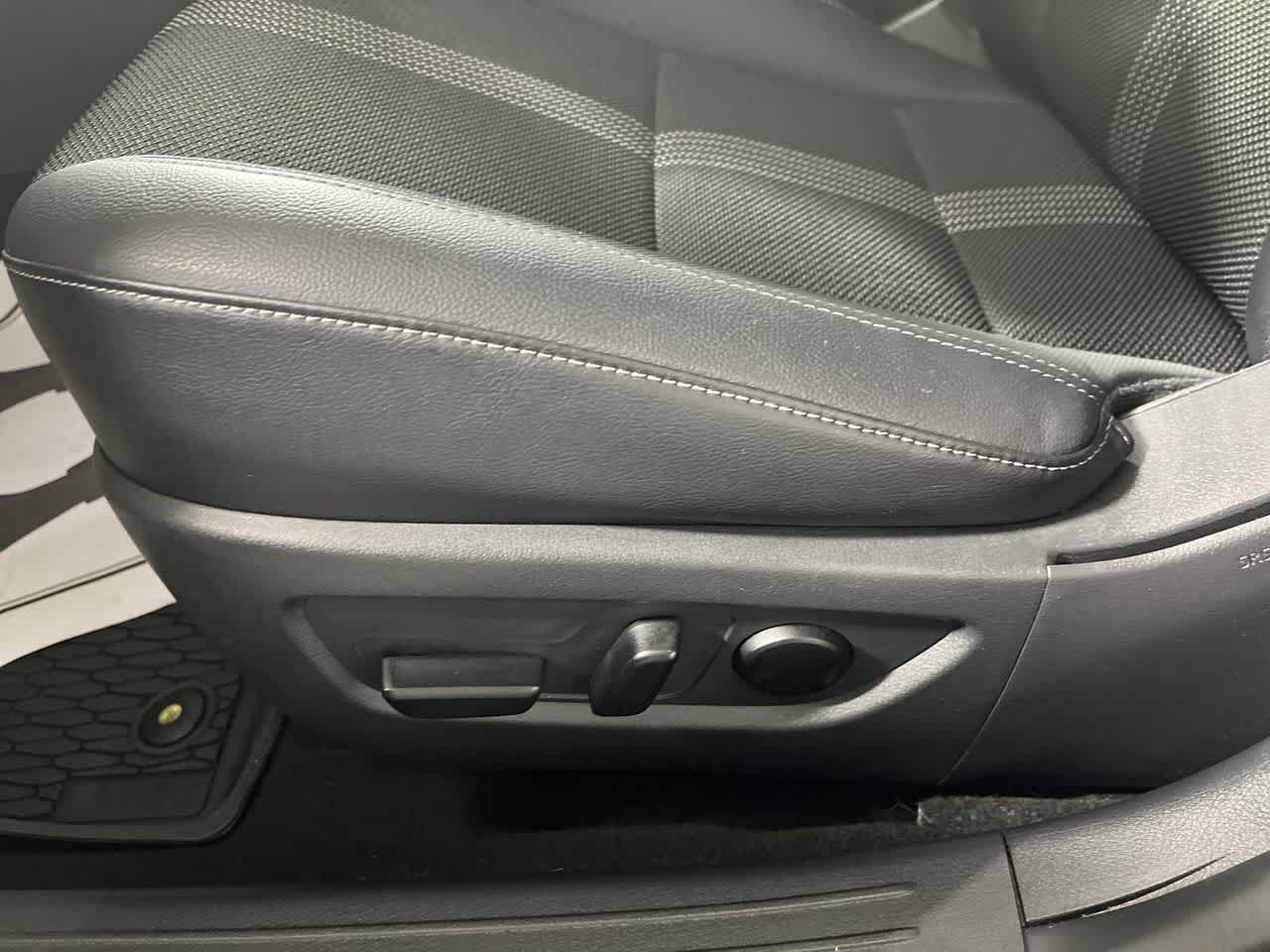 2023 Mazda Mazda CX-50 2.5 S Preferred Plus Package