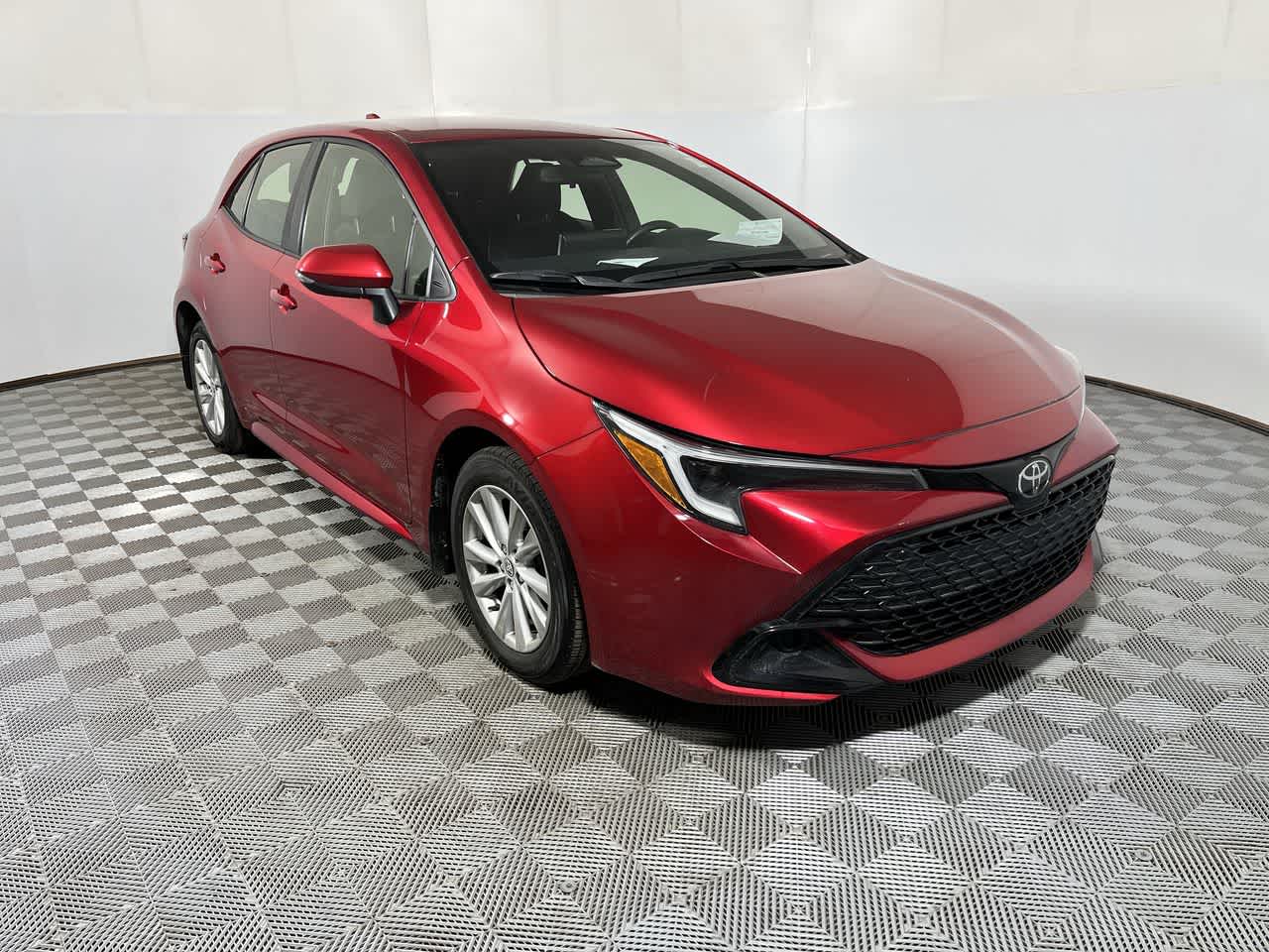 2023 Toyota Corolla Hatchback SE
