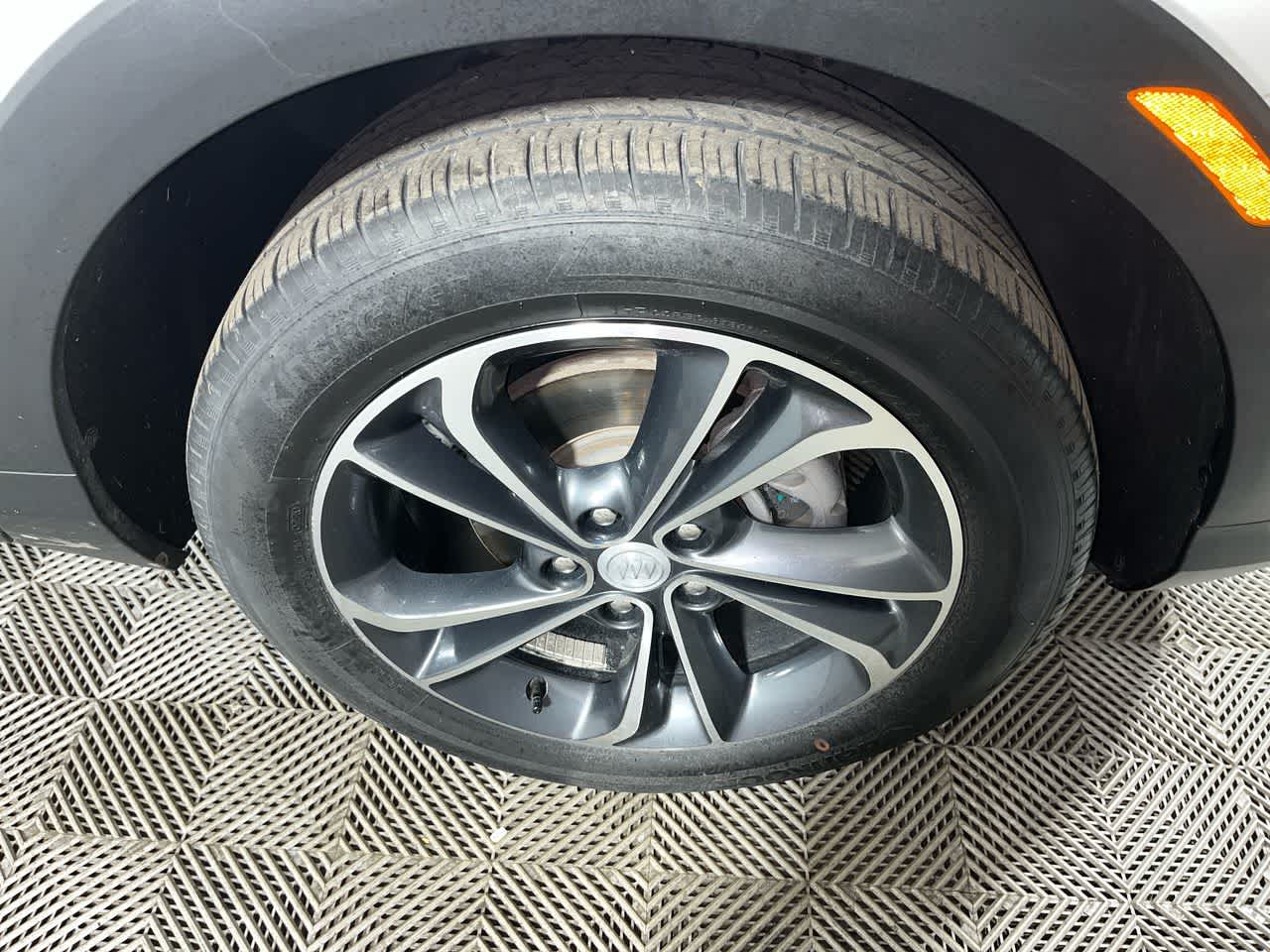 2020 Buick Encore GX Select