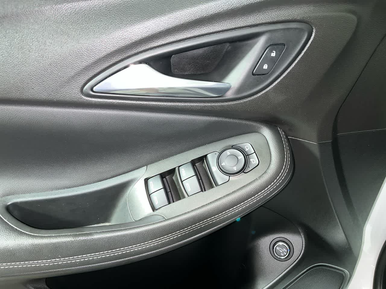 2020 Buick Encore GX Select
