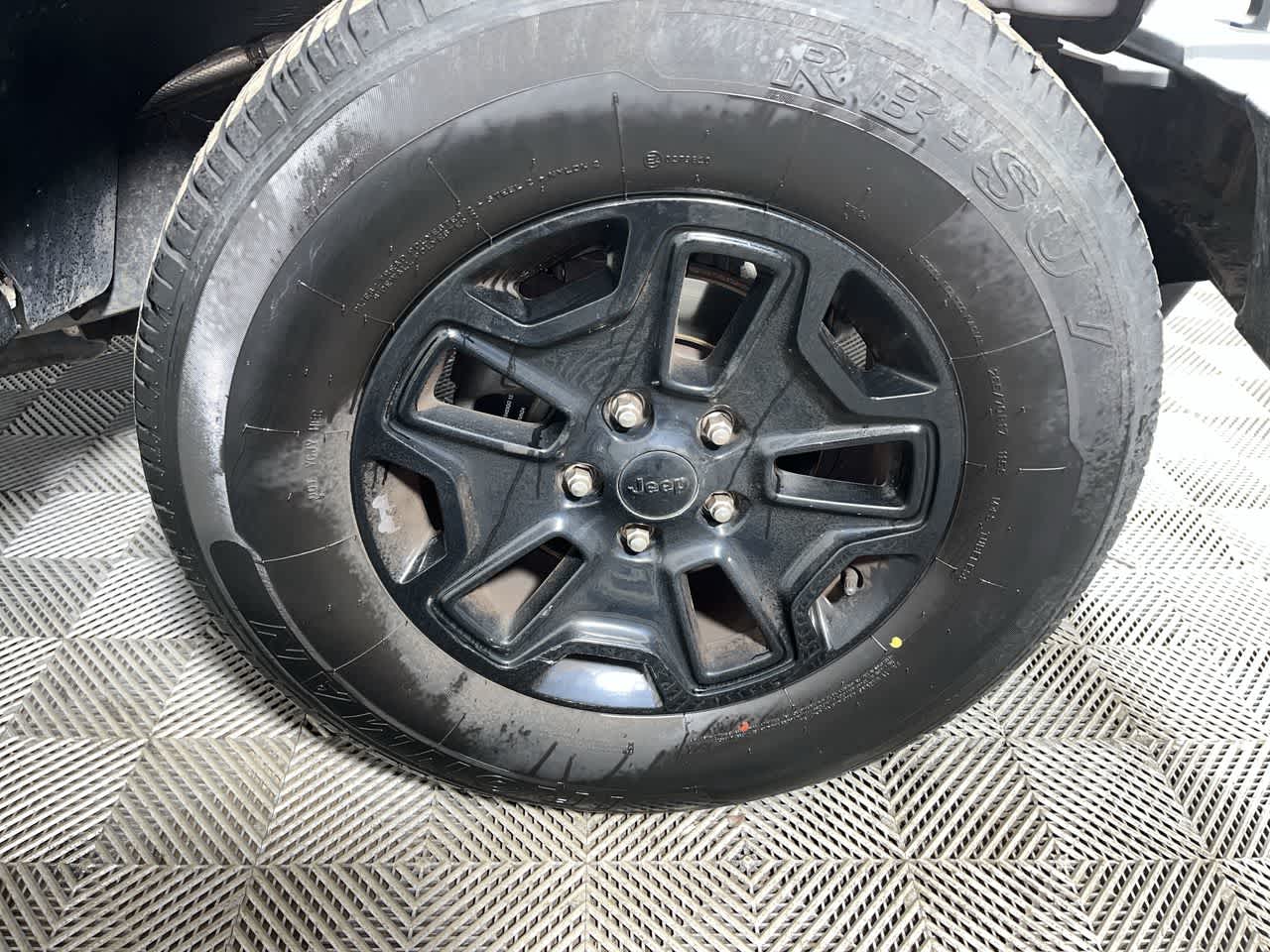 2017 Jeep Wrangler Willys Wheeler