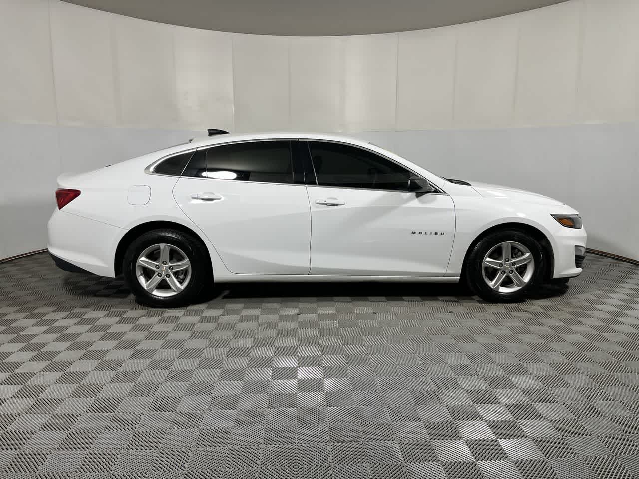 2024 Chevrolet Malibu LS