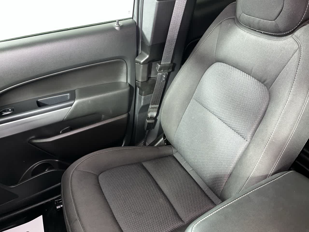 2022 Chevrolet Colorado 2WD LT