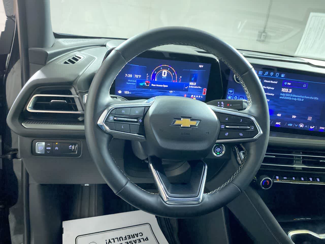 2025 Chevrolet Traverse FWD LT