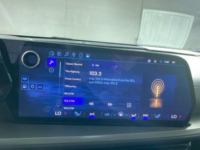 2025 Chevrolet Traverse FWD LT