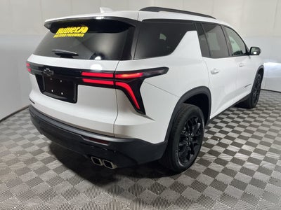 2025 Chevrolet Traverse FWD LT