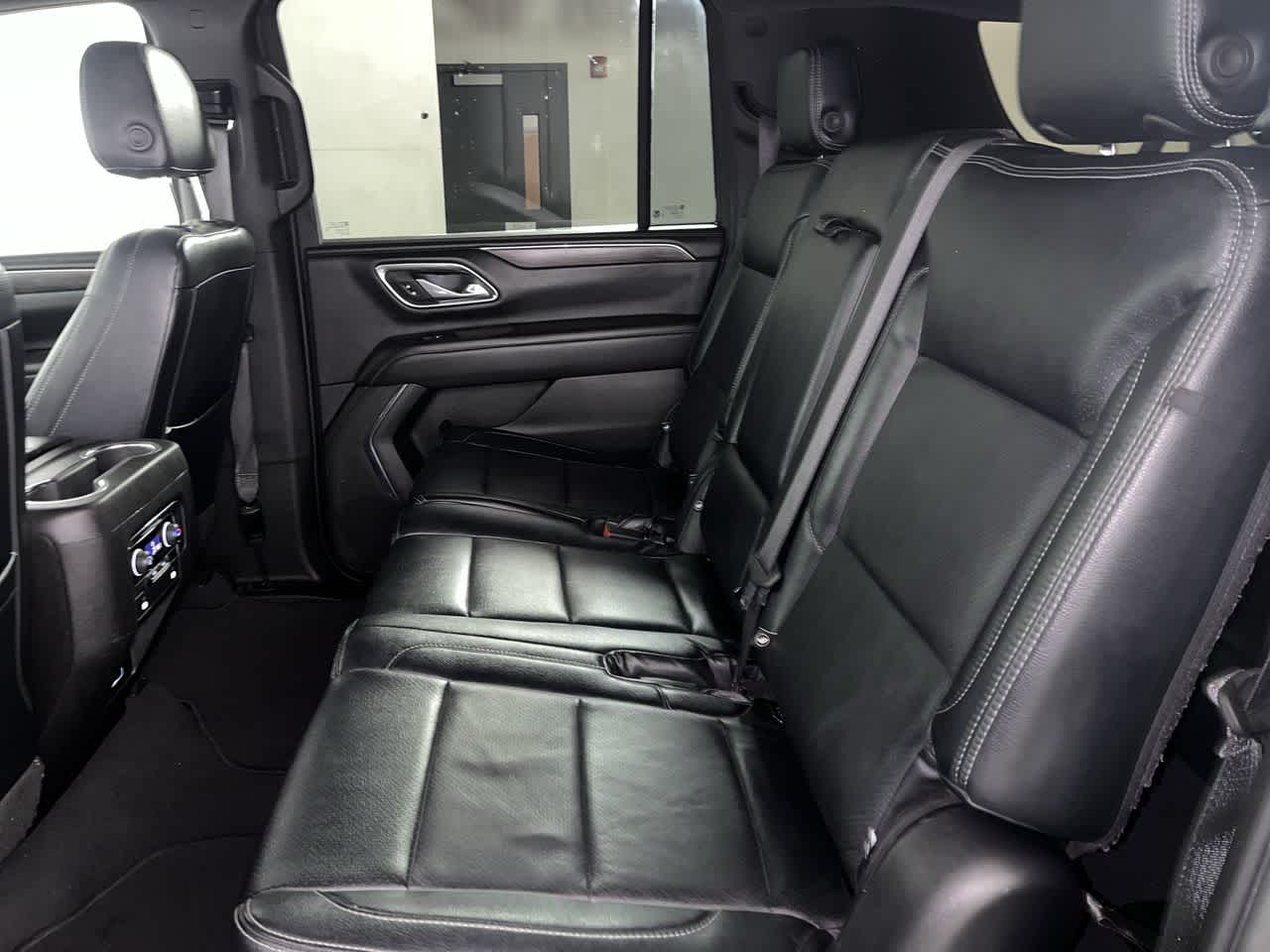 2023 Chevrolet Suburban LS