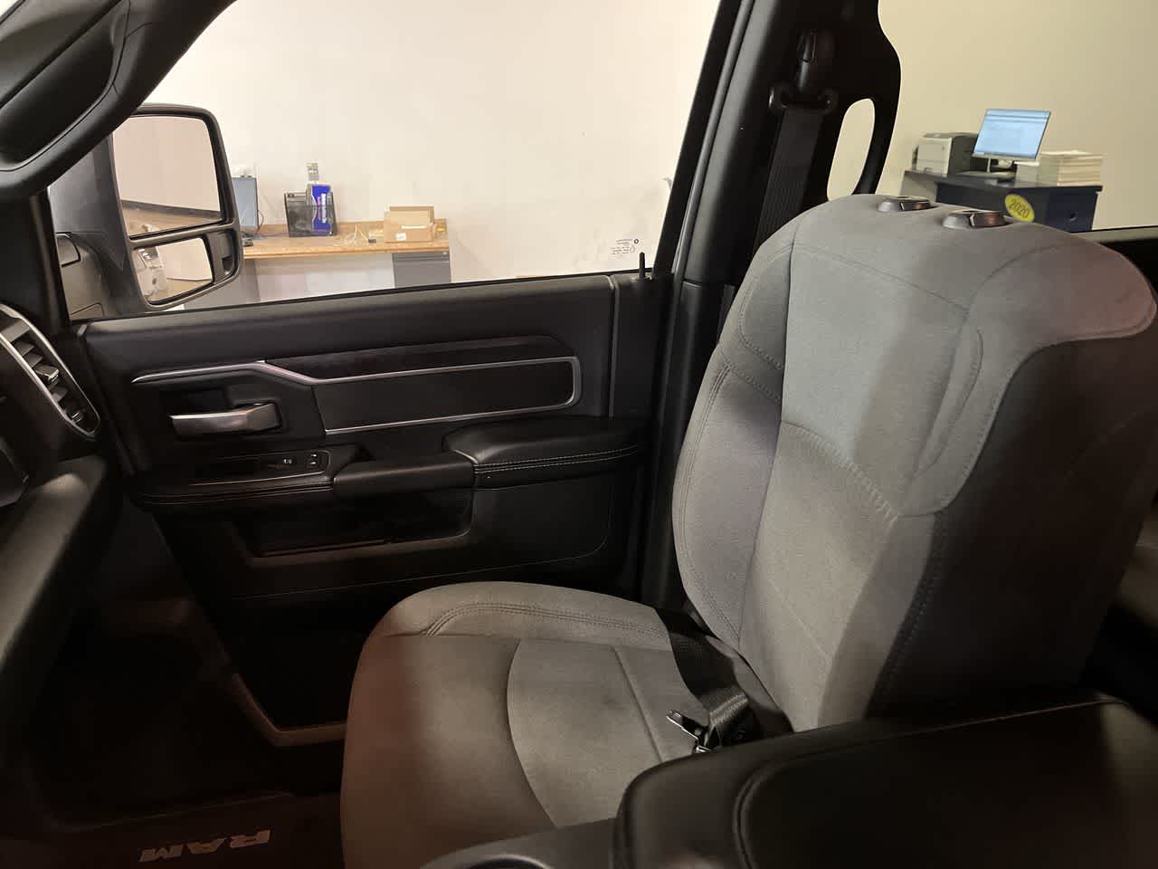 2024 RAM 3500 Big Horn