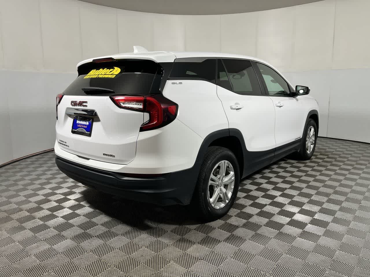 2024 GMC Terrain SLE