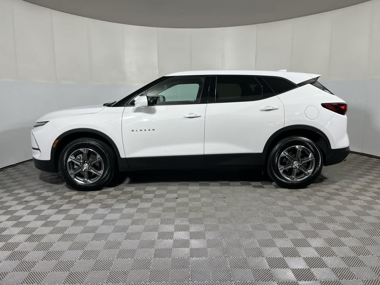 2025 Chevrolet Blazer LT