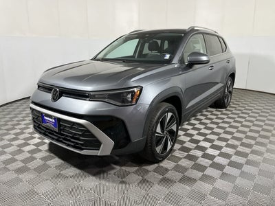 2025 Volkswagen Taos SE