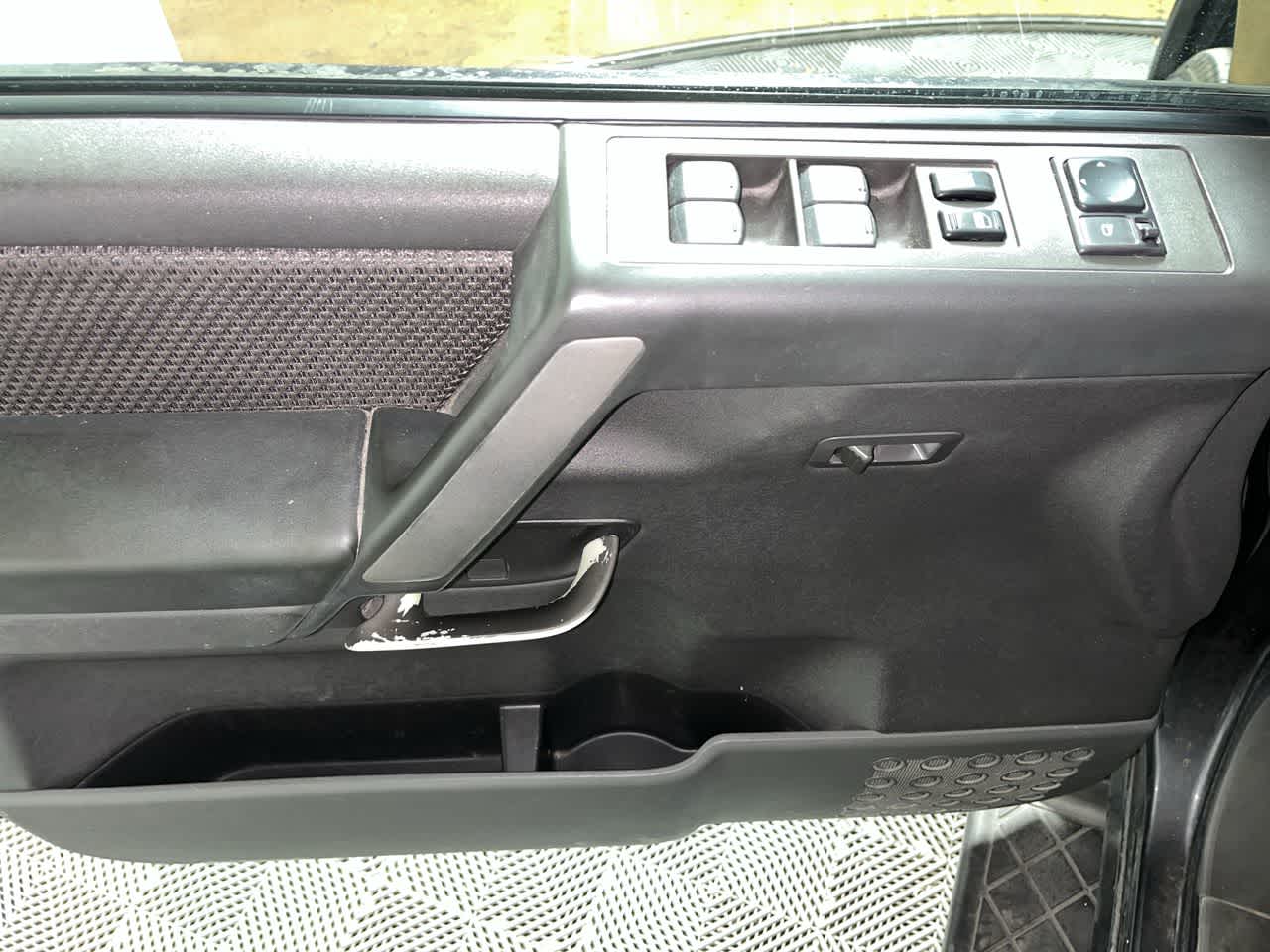 2006 Nissan Armada LE