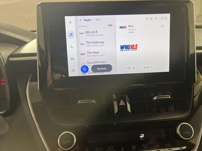 2025 Toyota Corolla Cross XLE