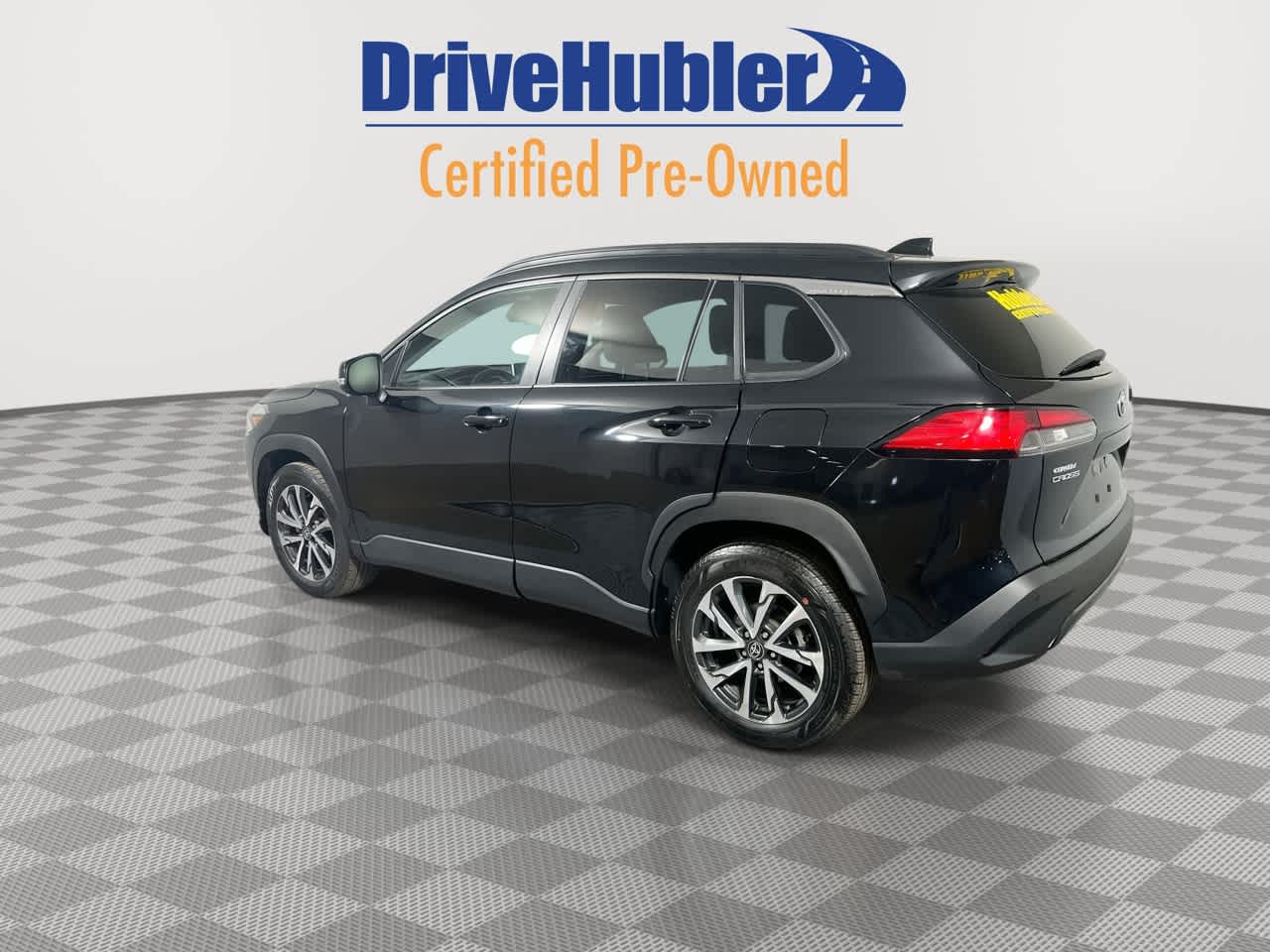 2025 Toyota Corolla Cross XLE