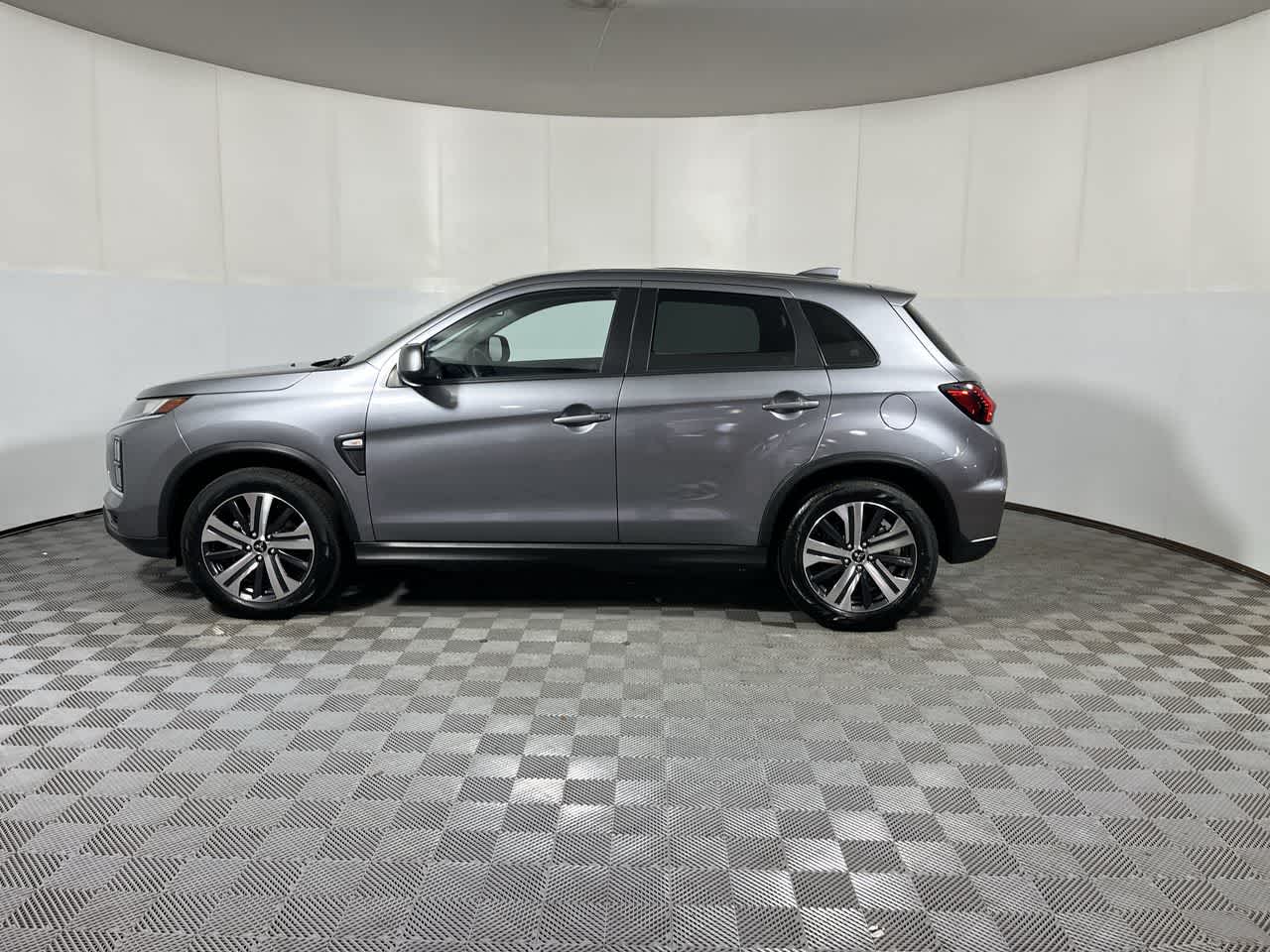 2025 Mitsubishi Outlander Sport ES