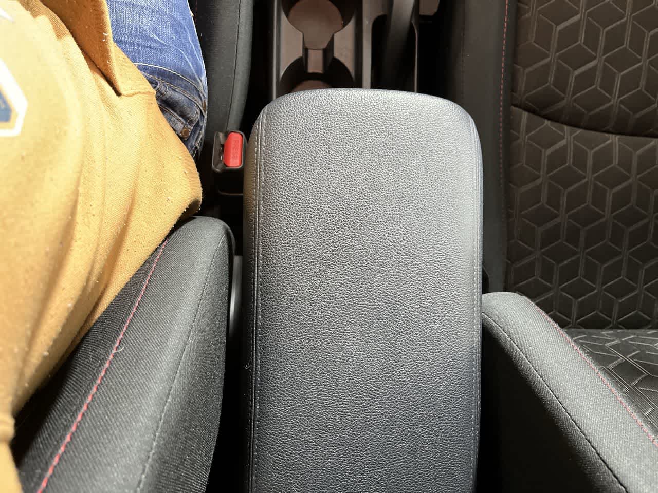 2025 Mitsubishi Outlander Sport LE