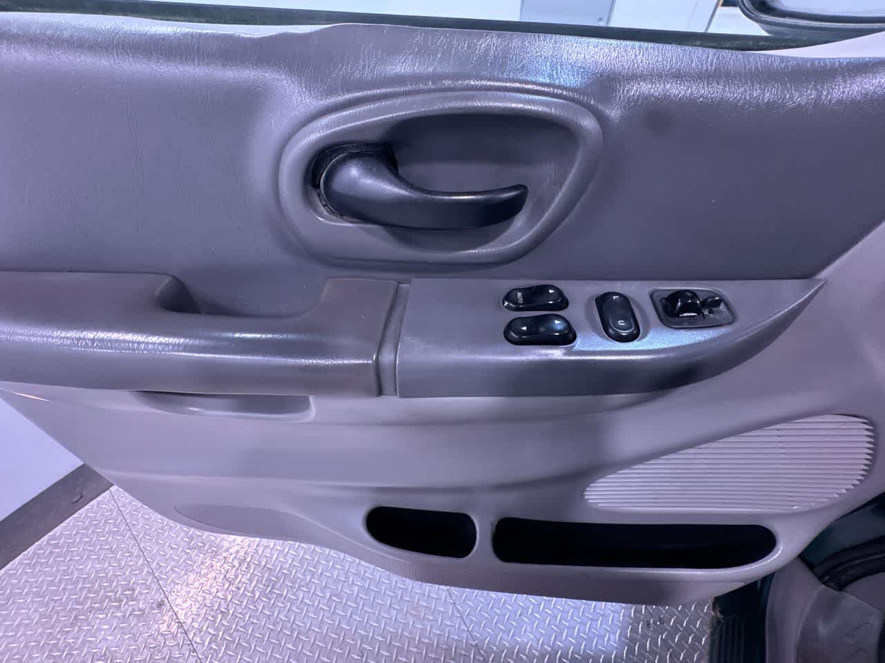 2000 Ford F-150 Work Series XL