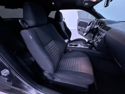 2014 Dodge Challenger SXT