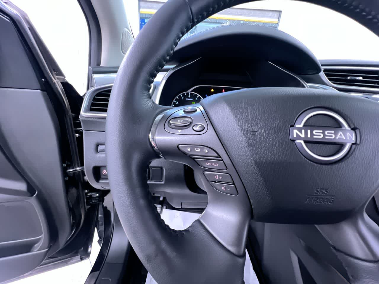 2023 Nissan Murano SL