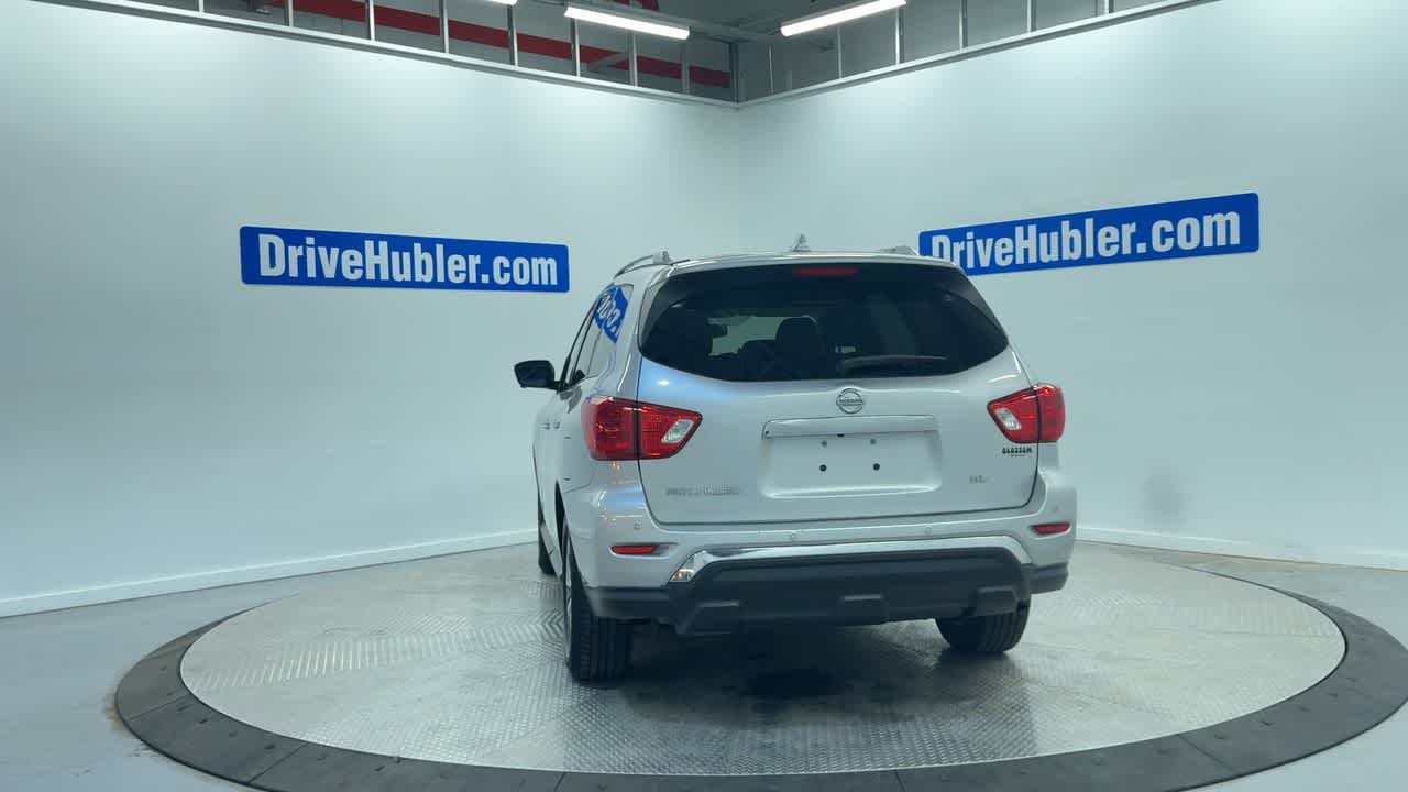 2019 Nissan Pathfinder SL
