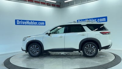 2022 Nissan Pathfinder SL