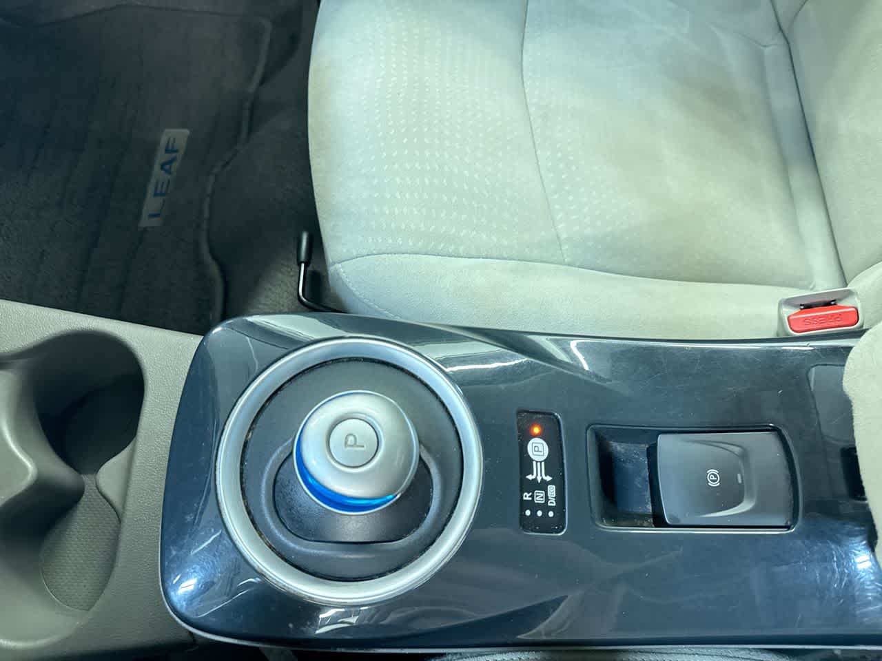 2012 Nissan LEAF SV