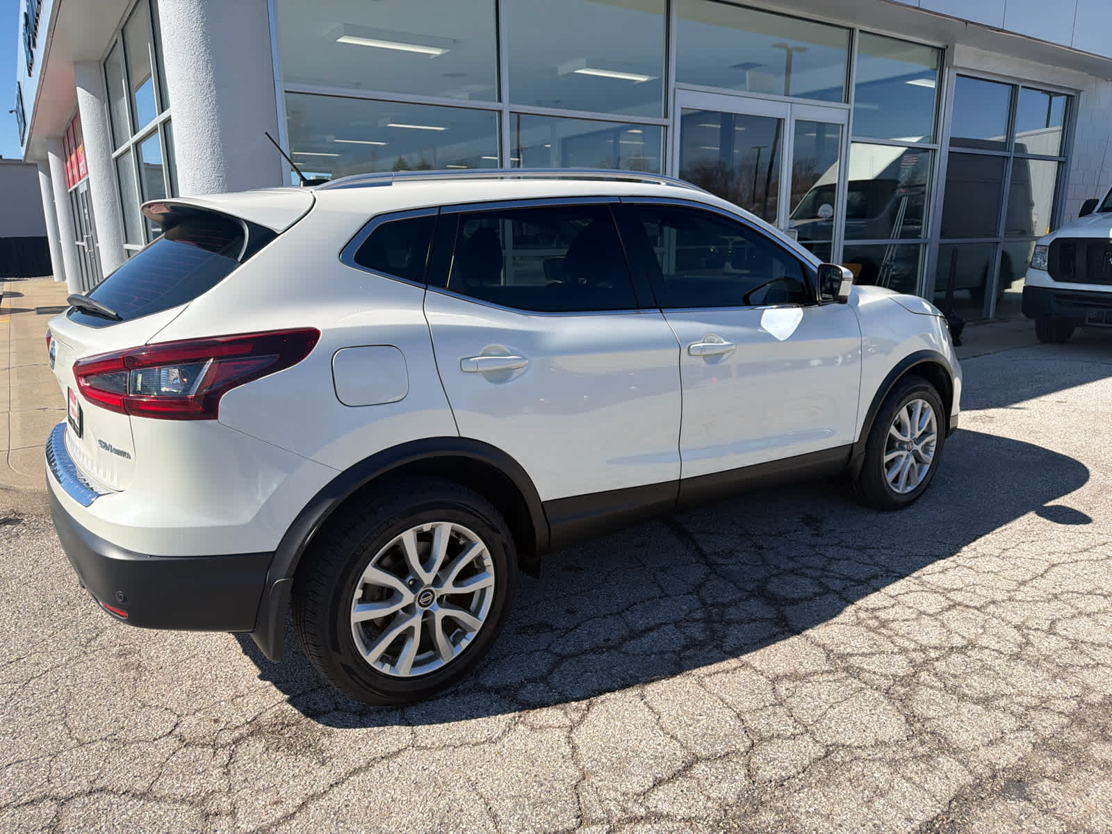 2022 Nissan Rogue Sport SV