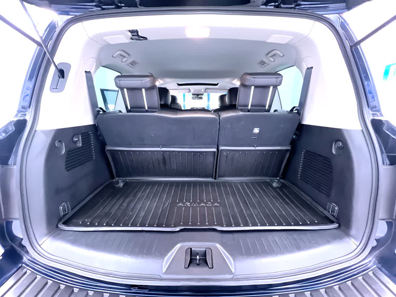 2022 Nissan Armada SL
