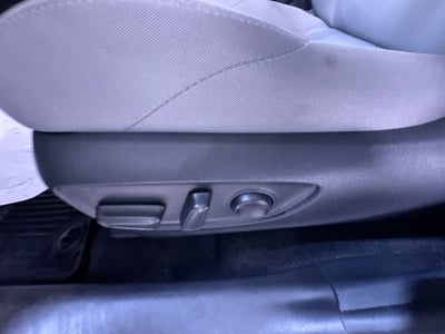 2022 Toyota Venza LE