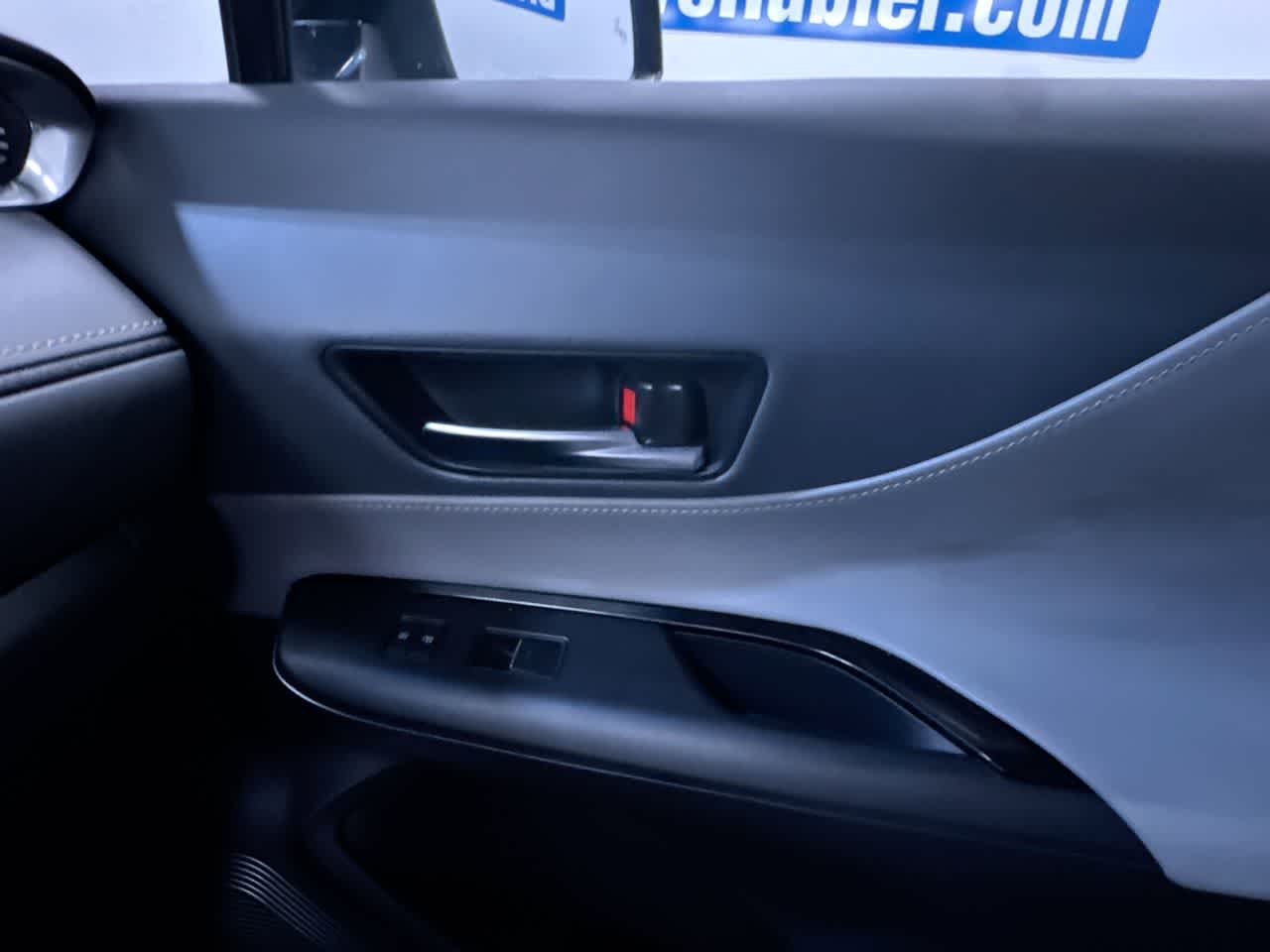 2022 Toyota Venza LE