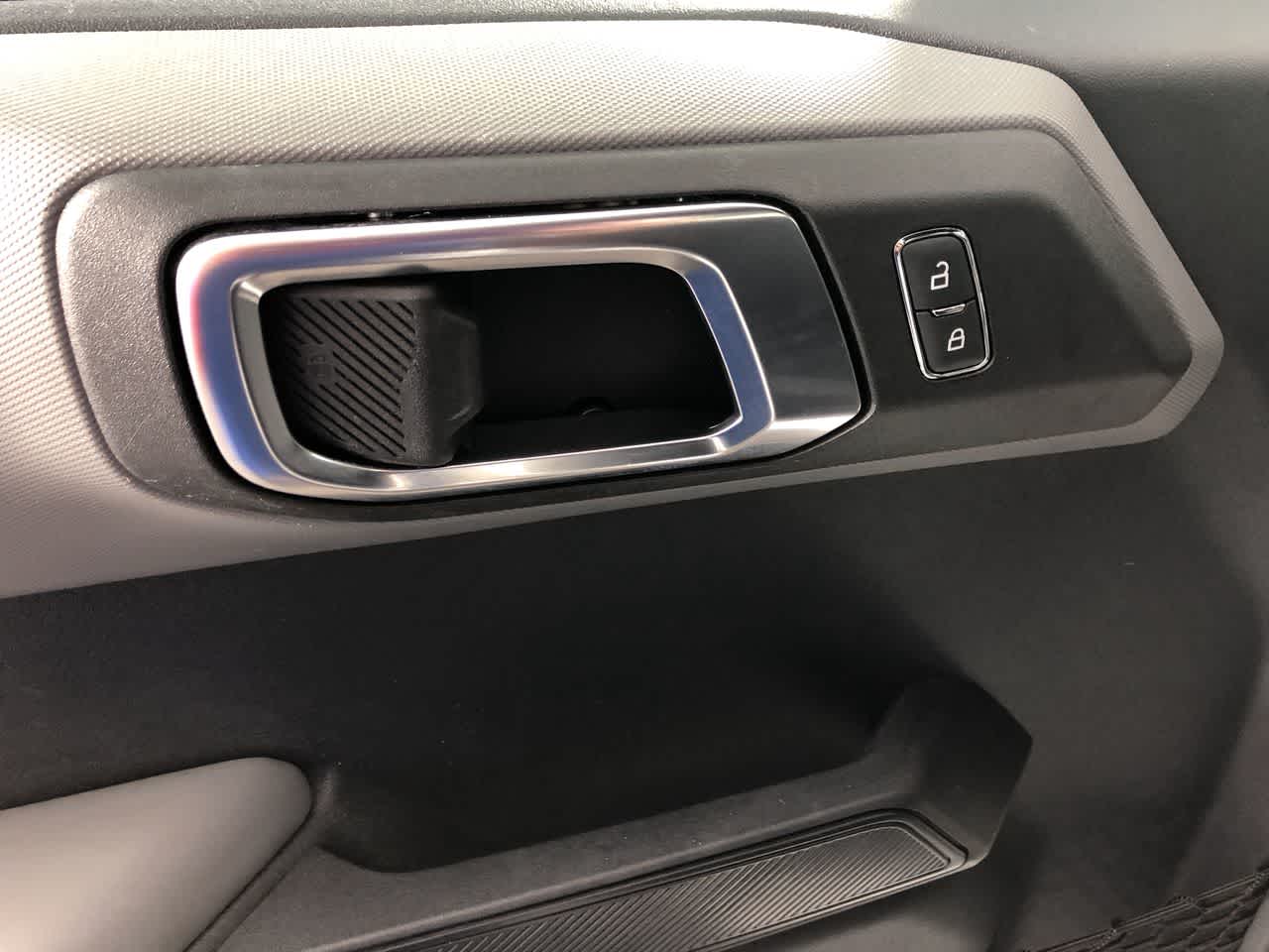 2021 Ford Bronco Base