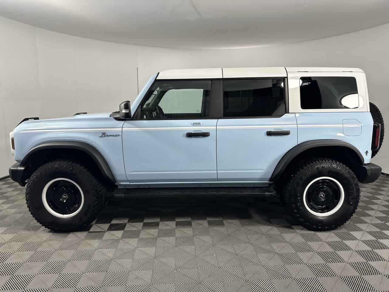 2023 Ford Bronco Heritage Limited Edition