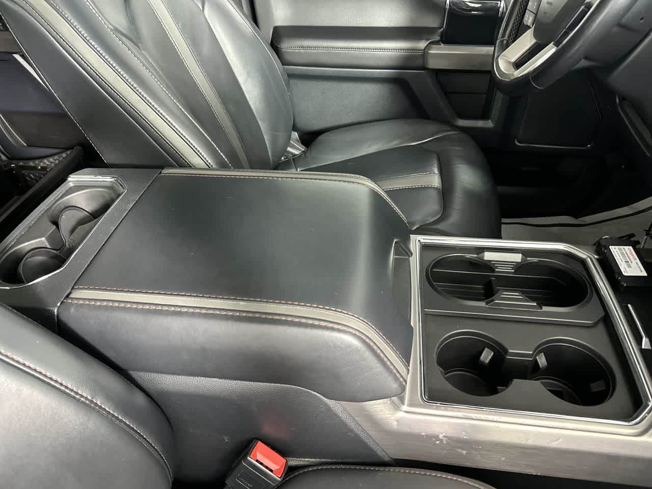 2022 Ford Super Duty F-250 SRW Platinum