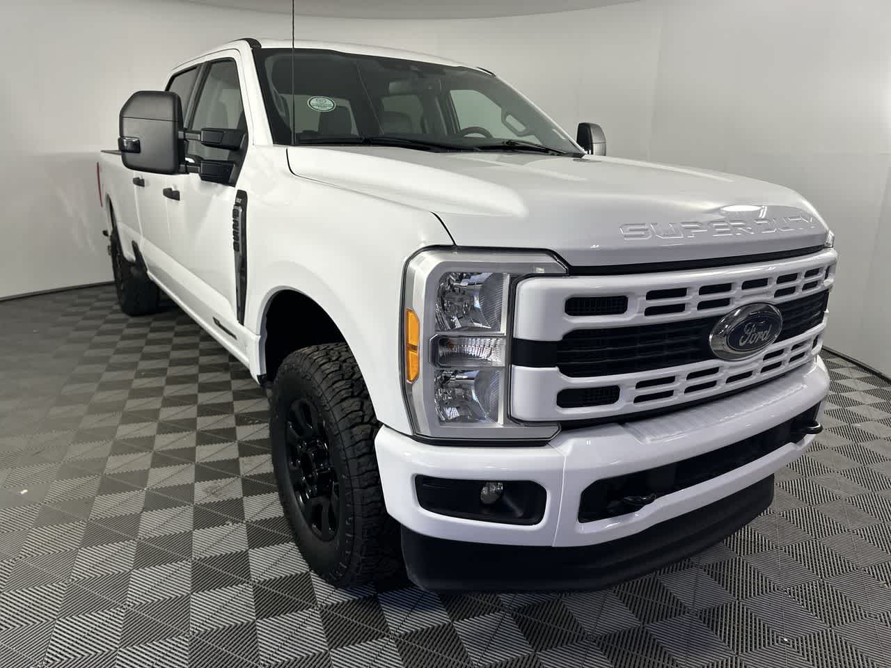 2023 Ford Super Duty F-250 Pickup XLT