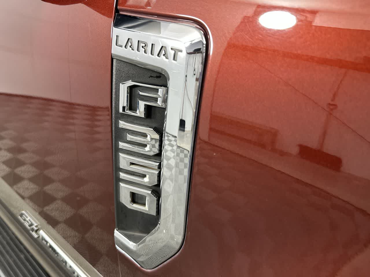 2017 Ford Super Duty F-350 SRW Lariat