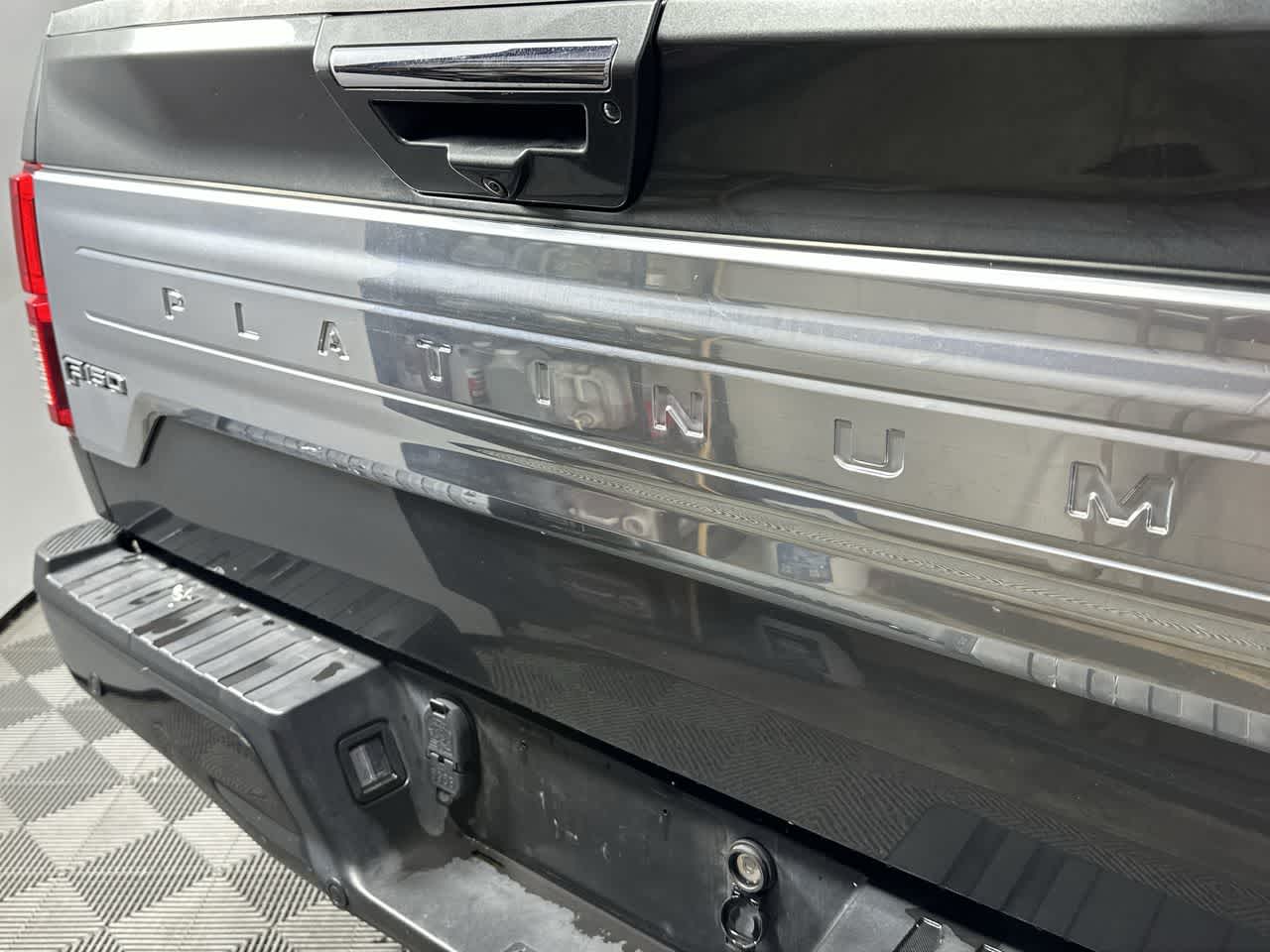 2020 Ford F-150 Platinum