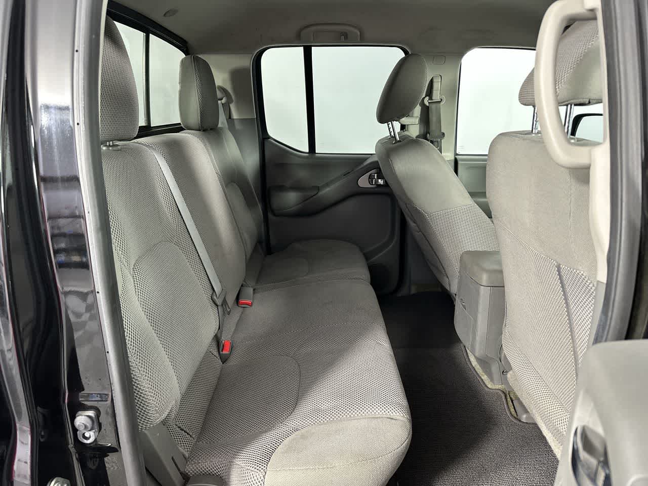 2017 Nissan Frontier SV V6