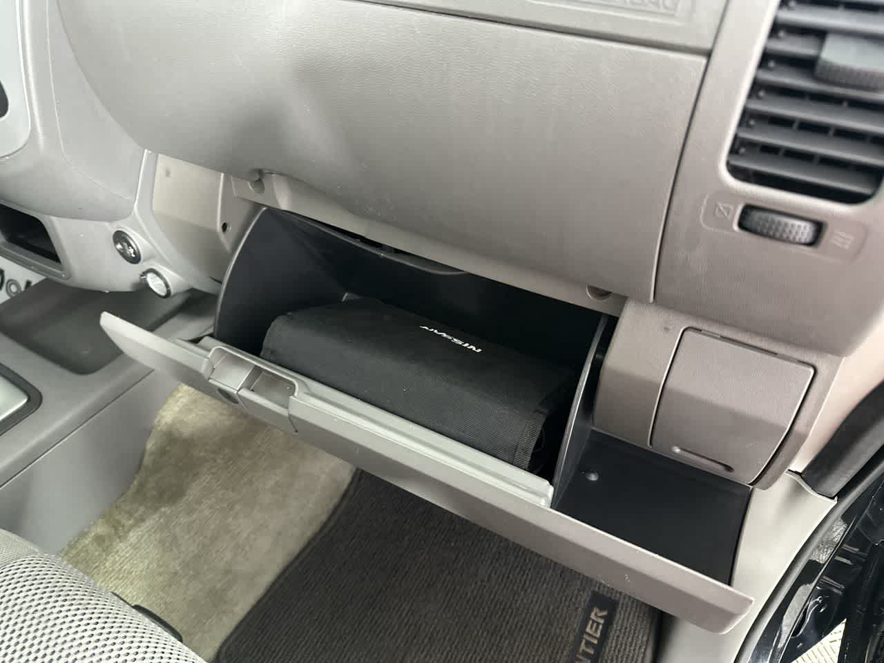 2017 Nissan Frontier SV V6