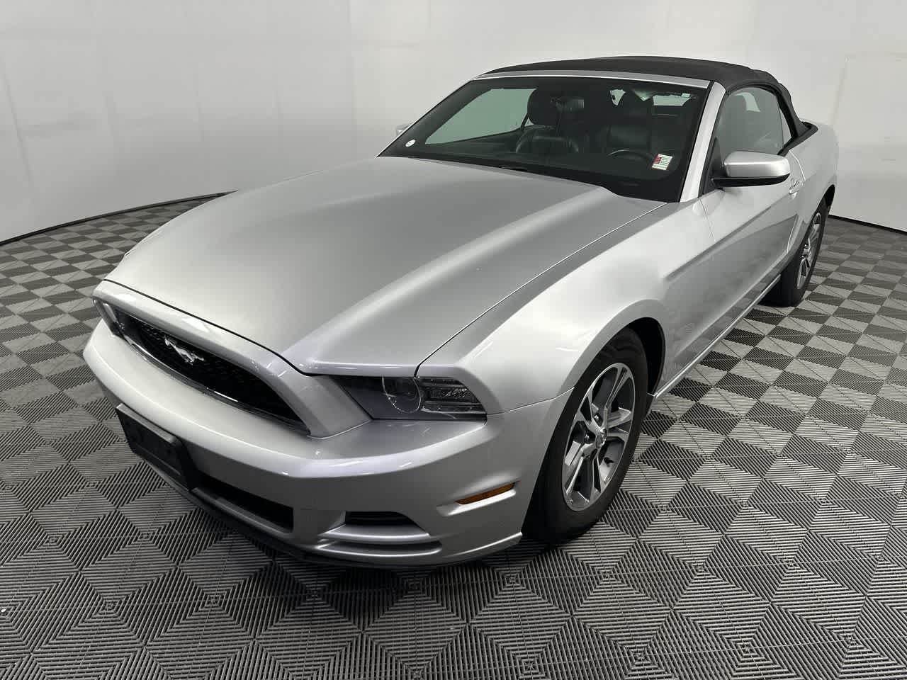 2014 Ford Mustang V6 Premium