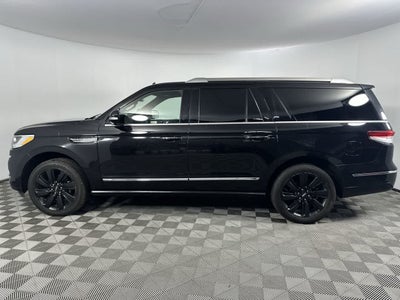 2022 Lincoln Navigator L Reserve
