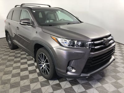 2017 Toyota Highlander SE