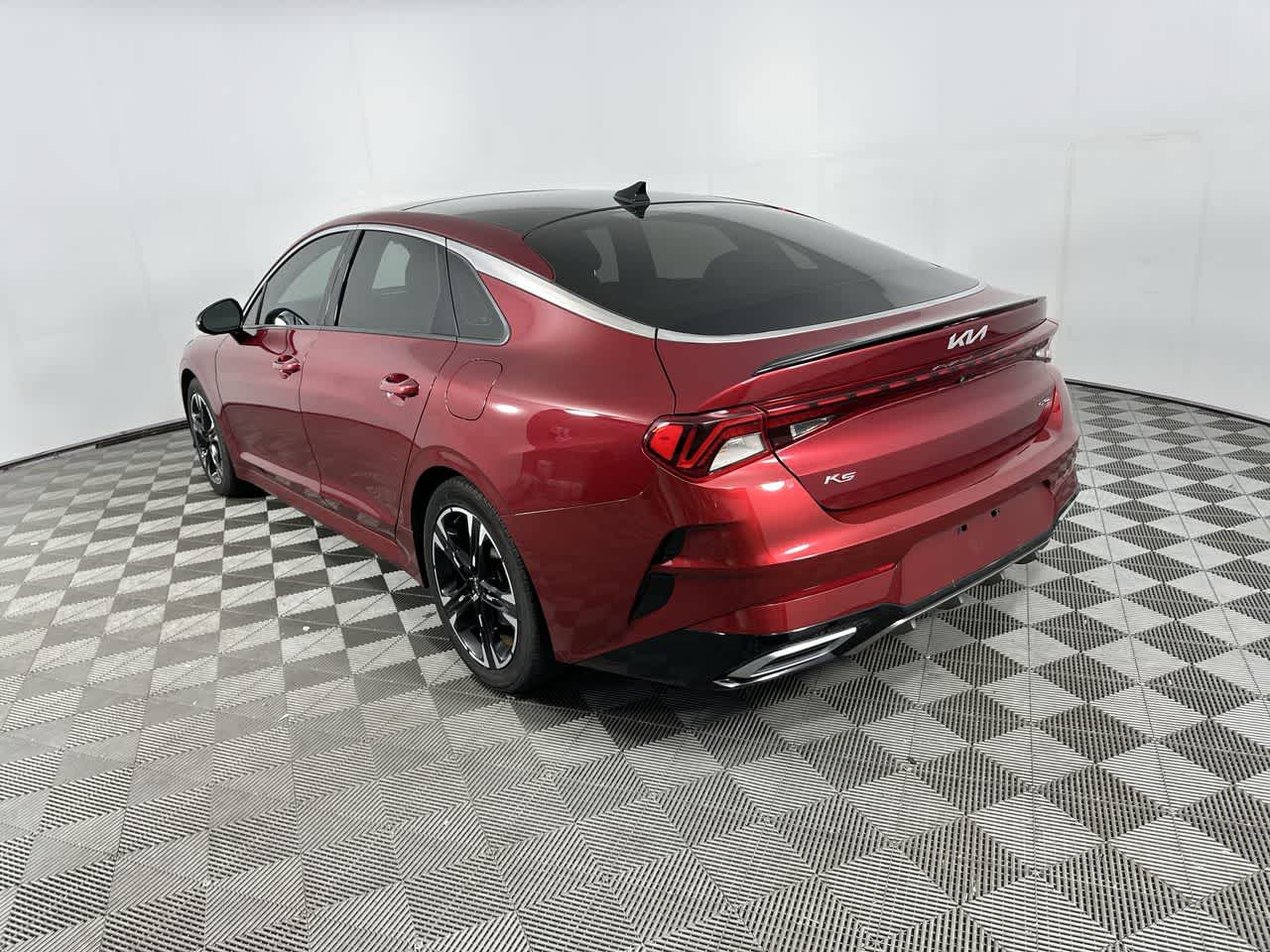 2022 Kia K5 GT-Line