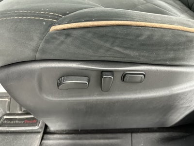 2017 Nissan Armada SV