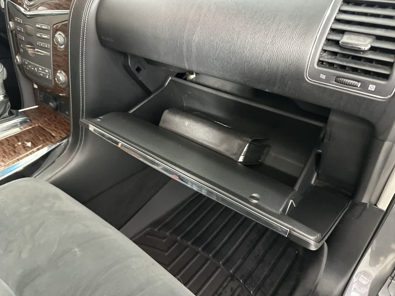 2017 Nissan Armada SV